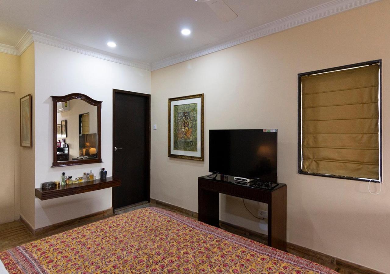 Neelam Bed & Breakfast Kolkata Exterior photo